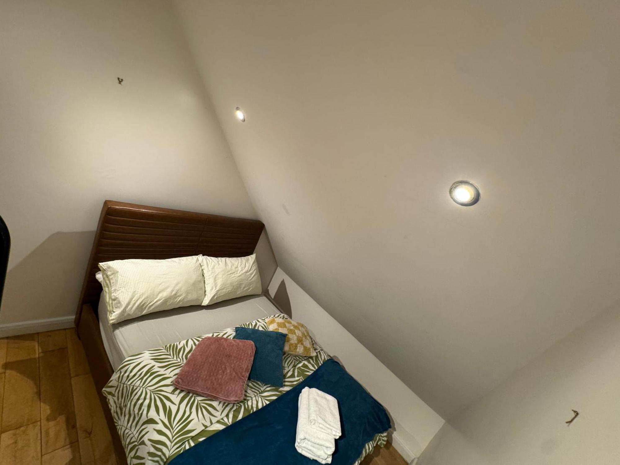 Cozy Rooms Near Central London Exterior foto
