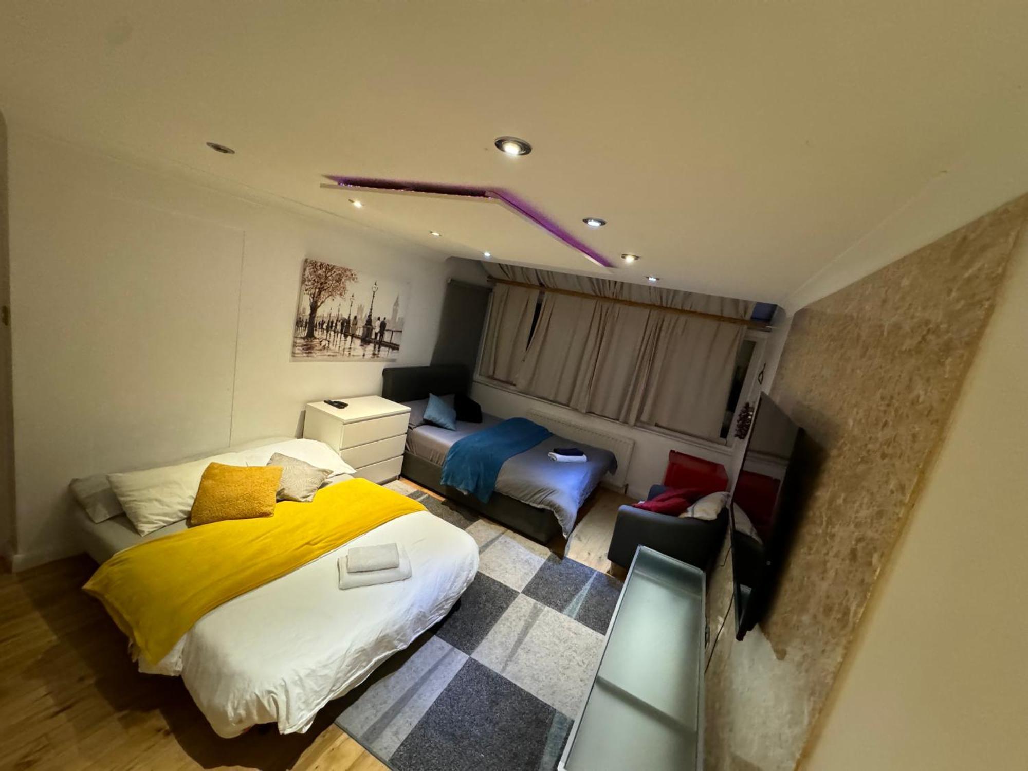 Cozy Rooms Near Central London Exterior foto