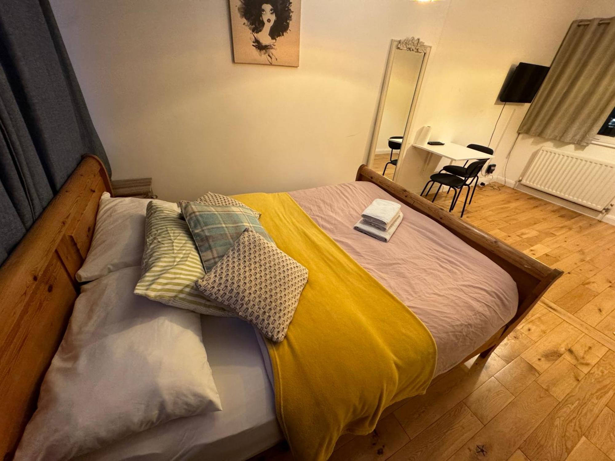 Cozy Rooms Near Central London Exterior foto