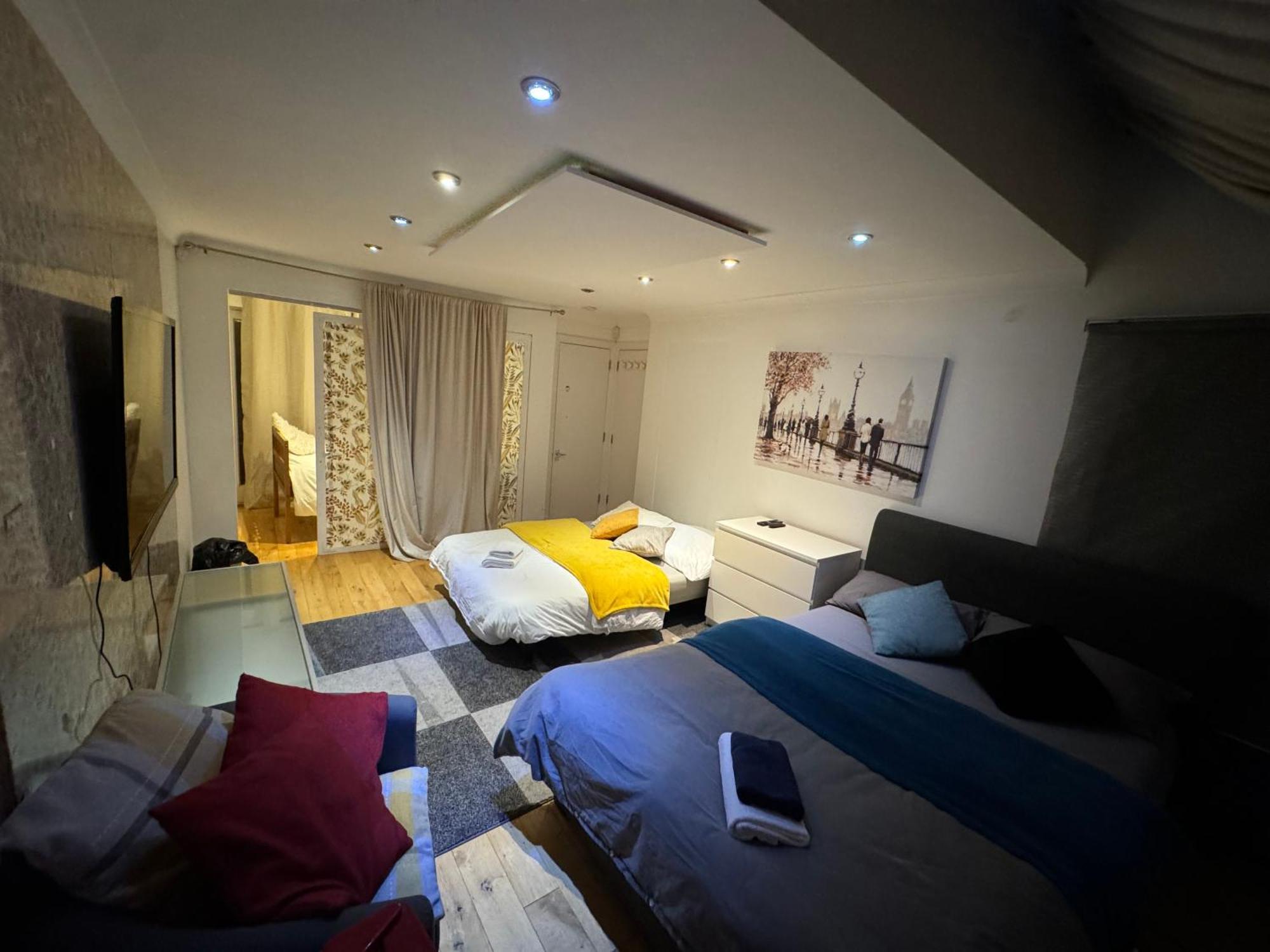 Cozy Rooms Near Central London Exterior foto