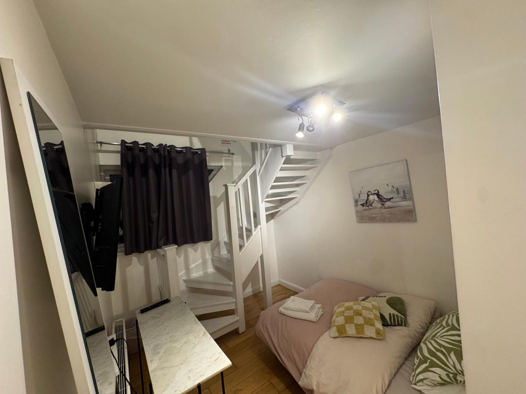 Cozy Rooms Near Central London Exterior foto